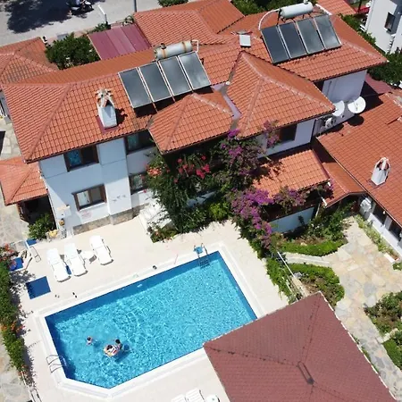 Villa Ozgur By Tomsan Villas Akyaka